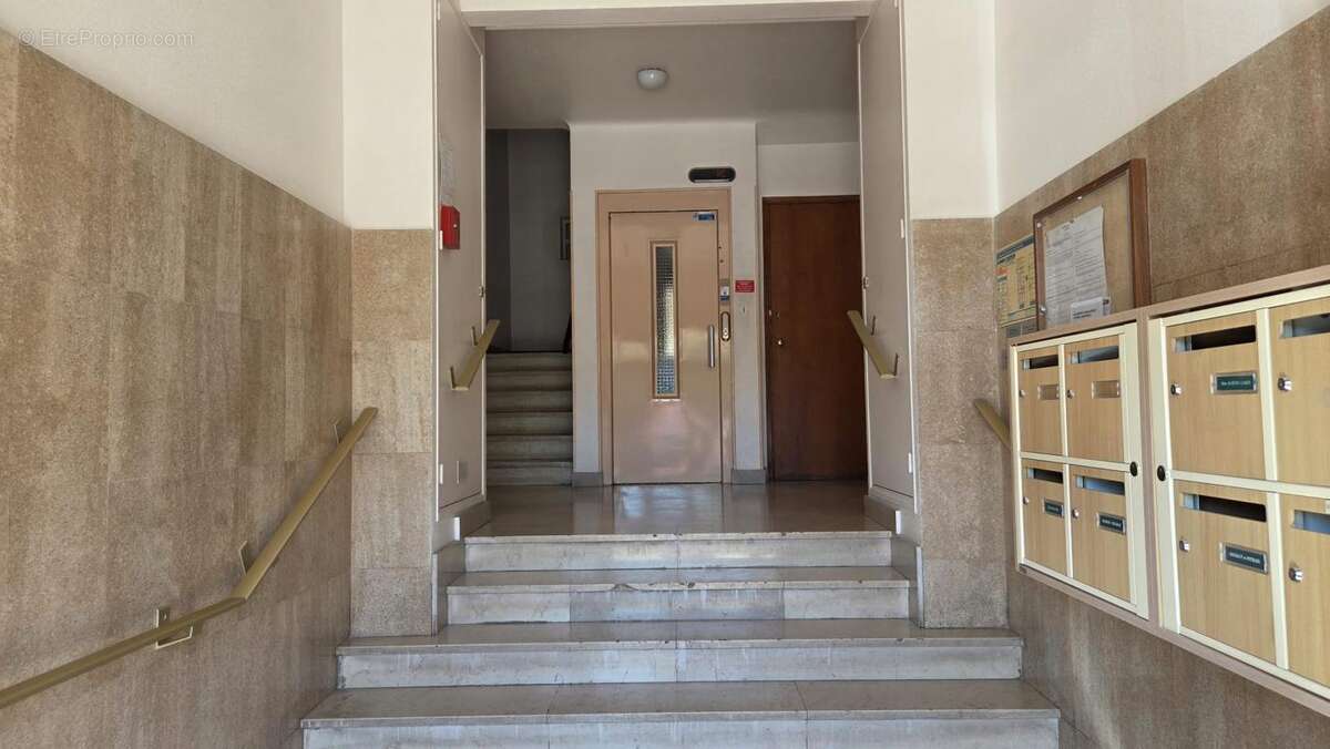 Appartement à SALON-DE-PROVENCE