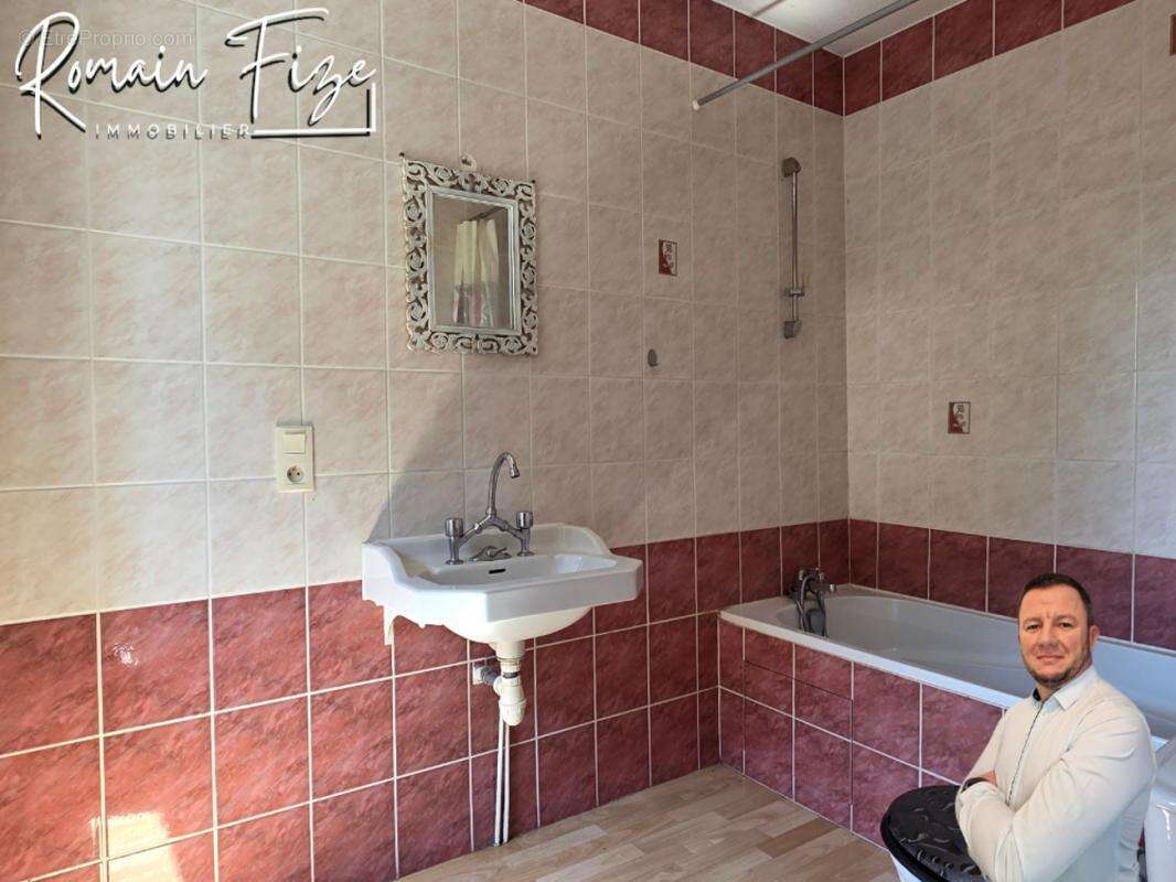 Maison à SAINT-POIS