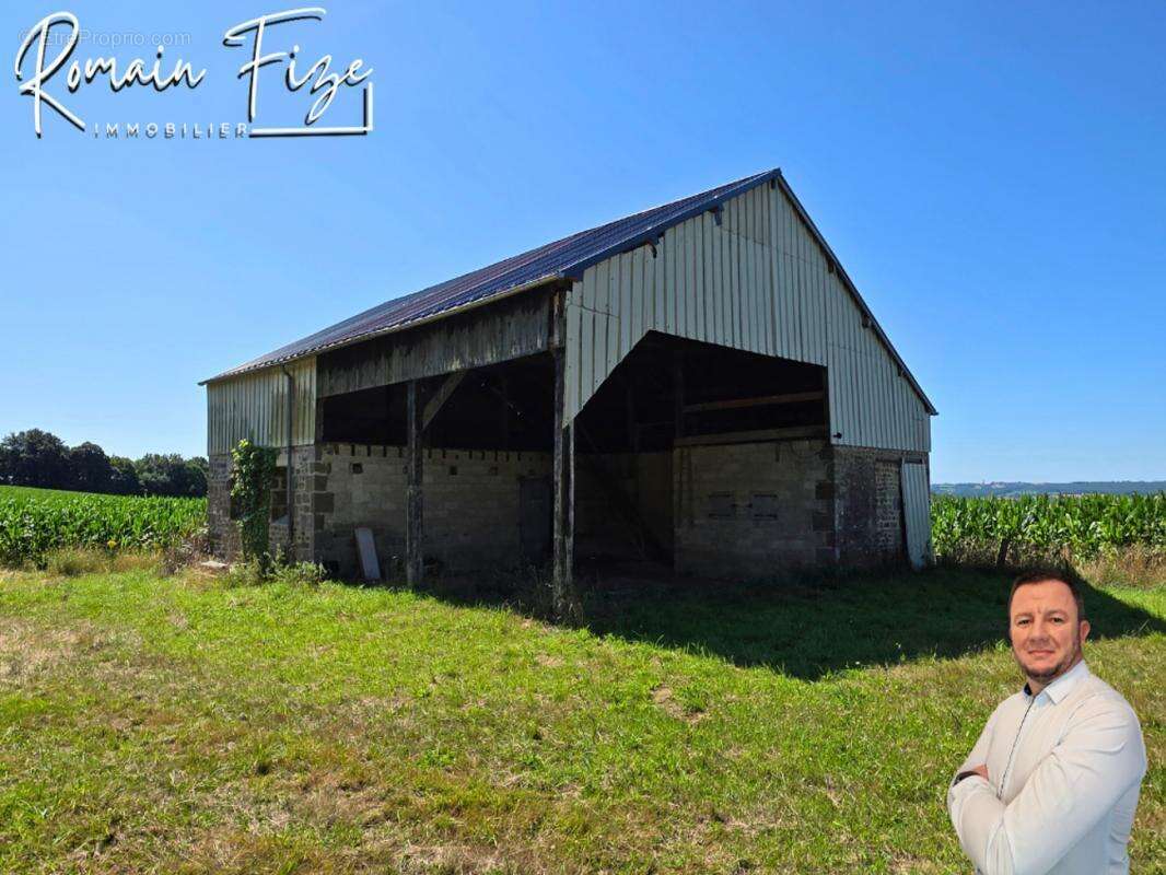 Maison à SAINT-POIS