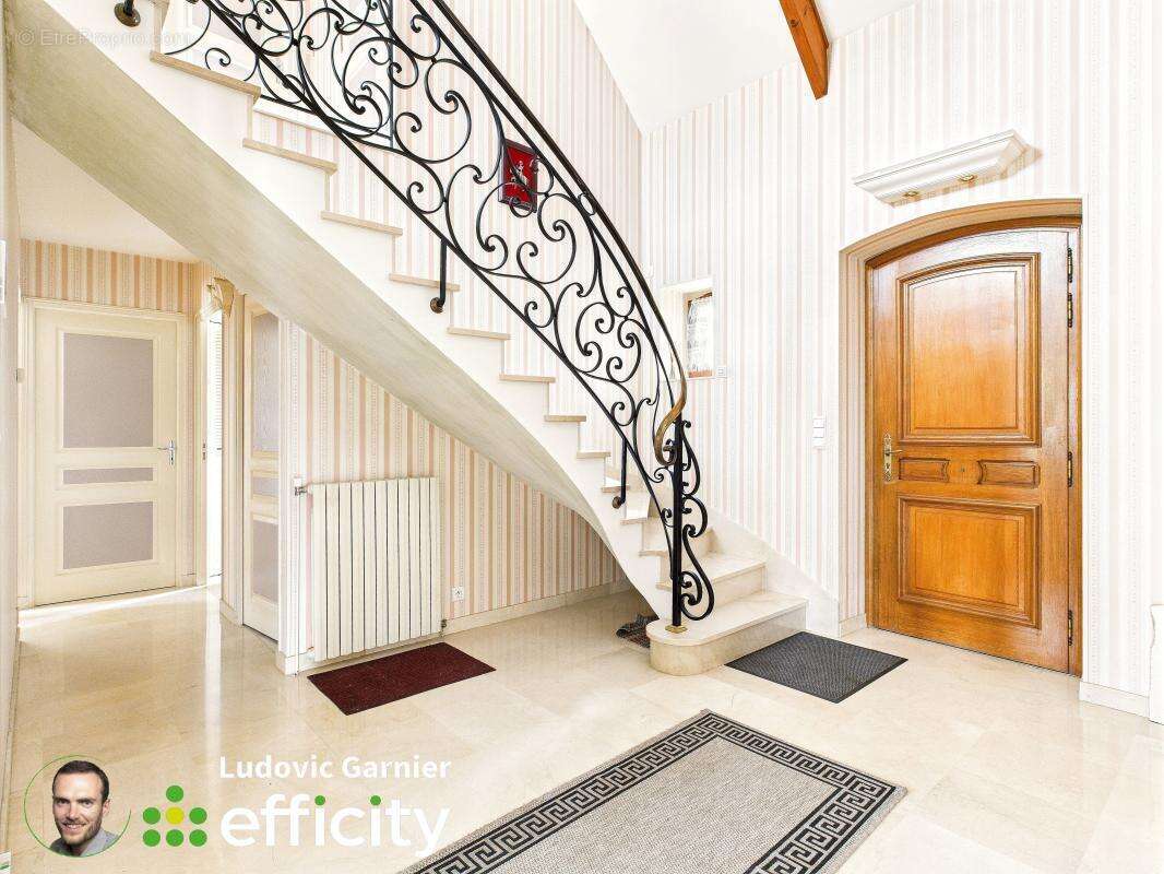 Maison à SAINT-HILAIRE-DU-HARCOUET