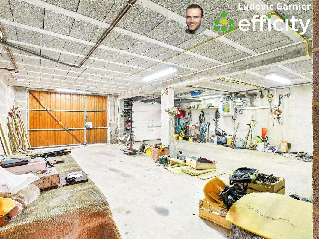 Maison à SAINT-HILAIRE-DU-HARCOUET