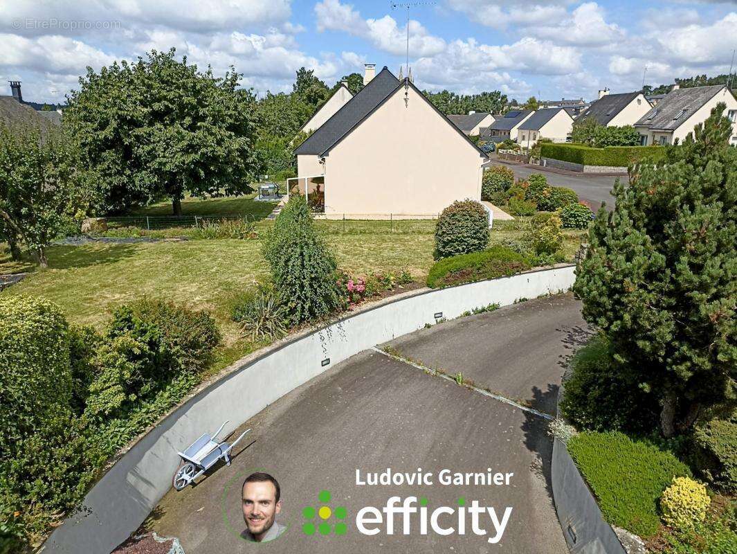 Maison à SAINT-HILAIRE-DU-HARCOUET