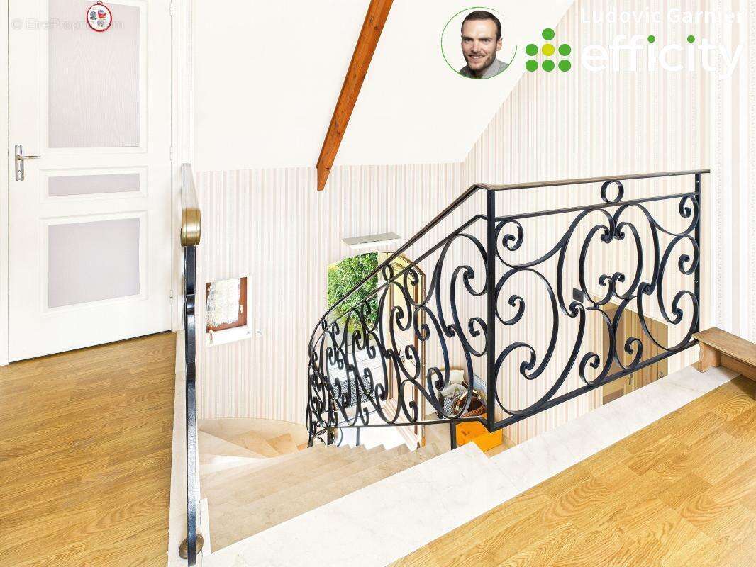 Maison à SAINT-HILAIRE-DU-HARCOUET