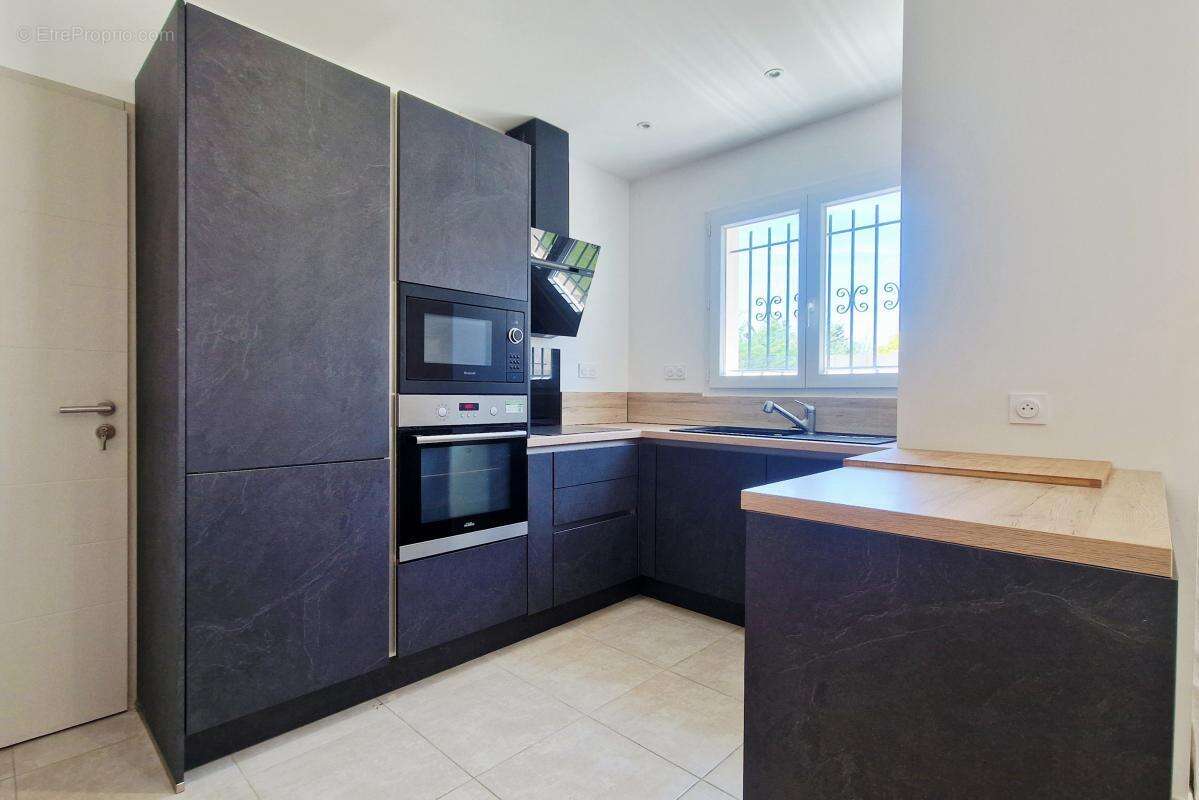 Maison à MARGUERITTES