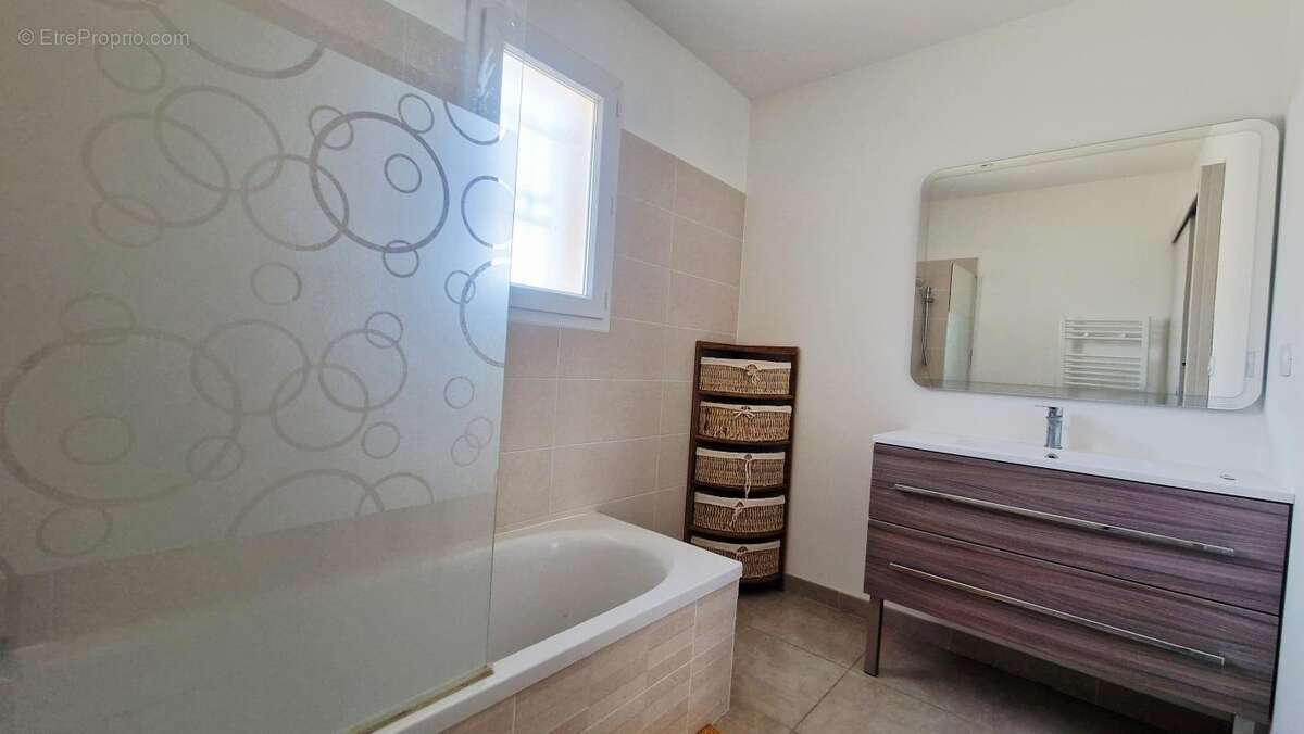 Maison à MARGUERITTES