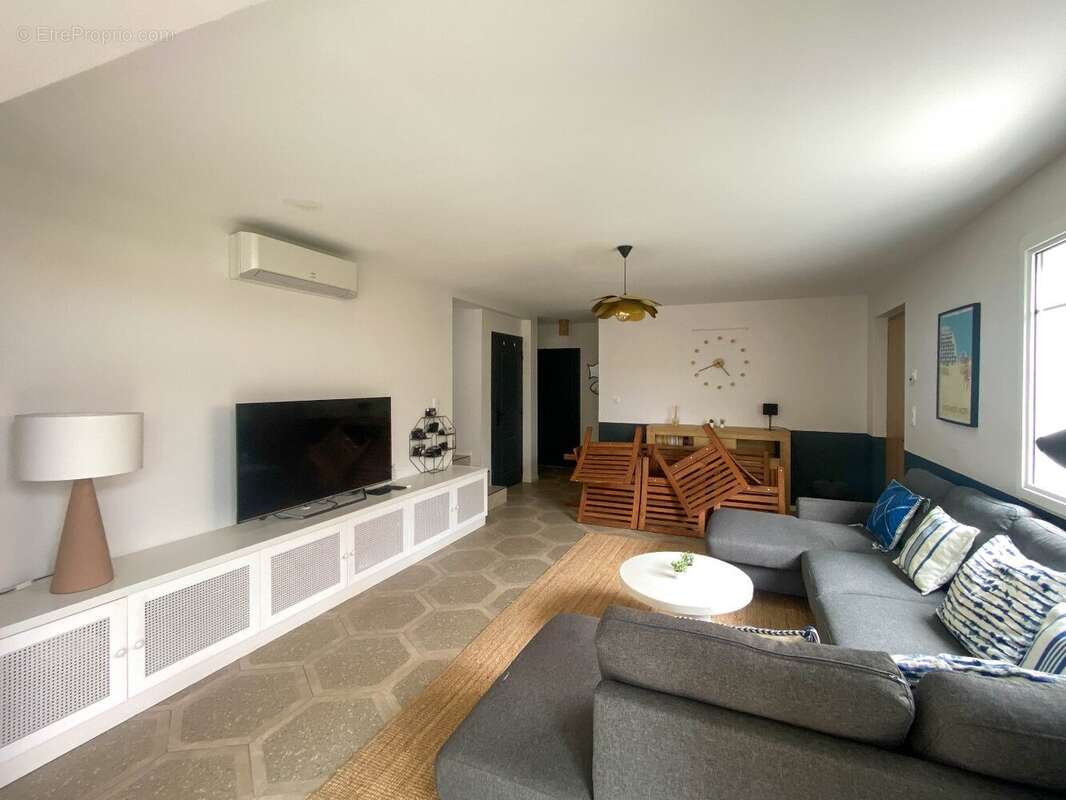 Maison à FRONTIGNAN