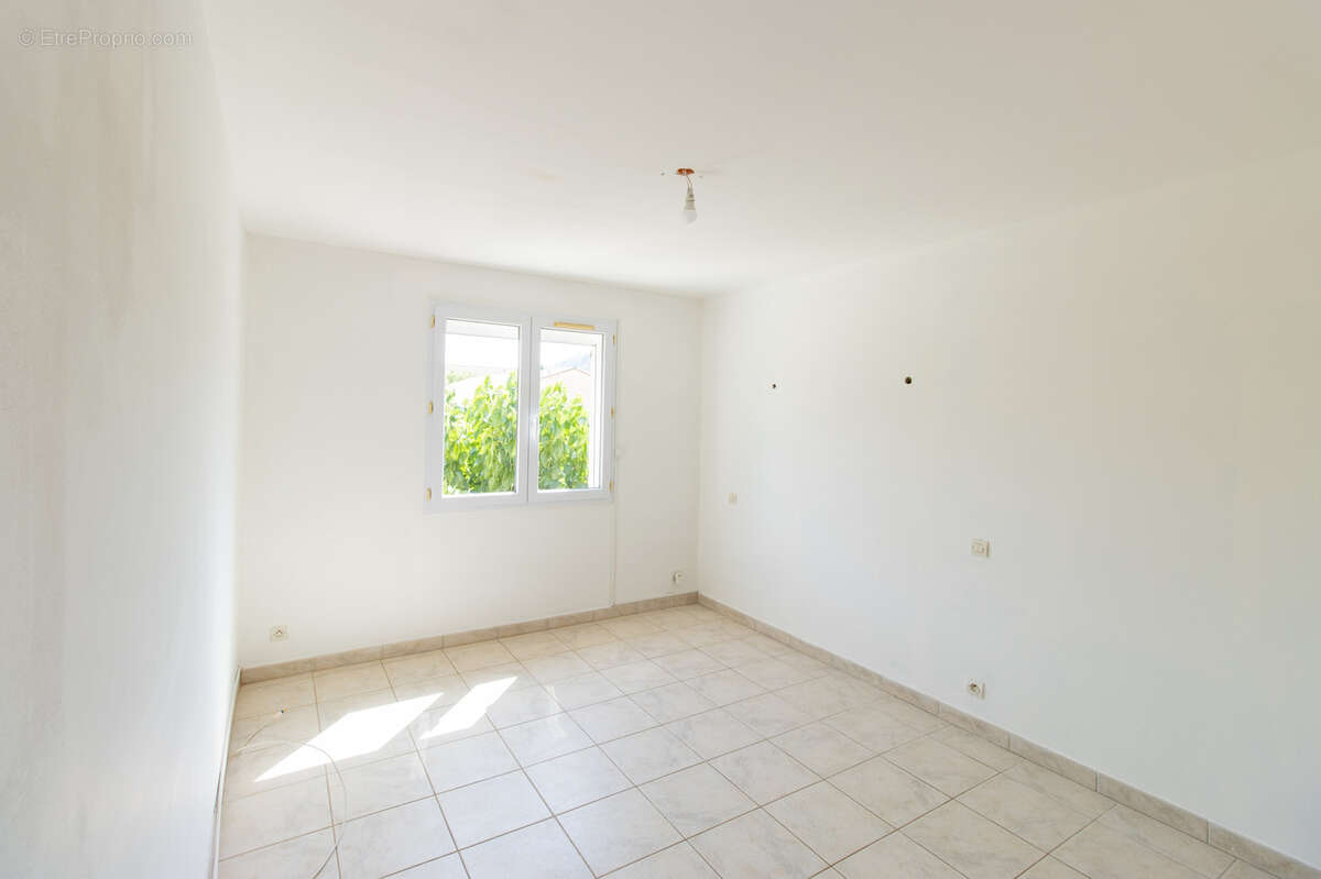 Maison à CLERMONT-L&#039;HERAULT