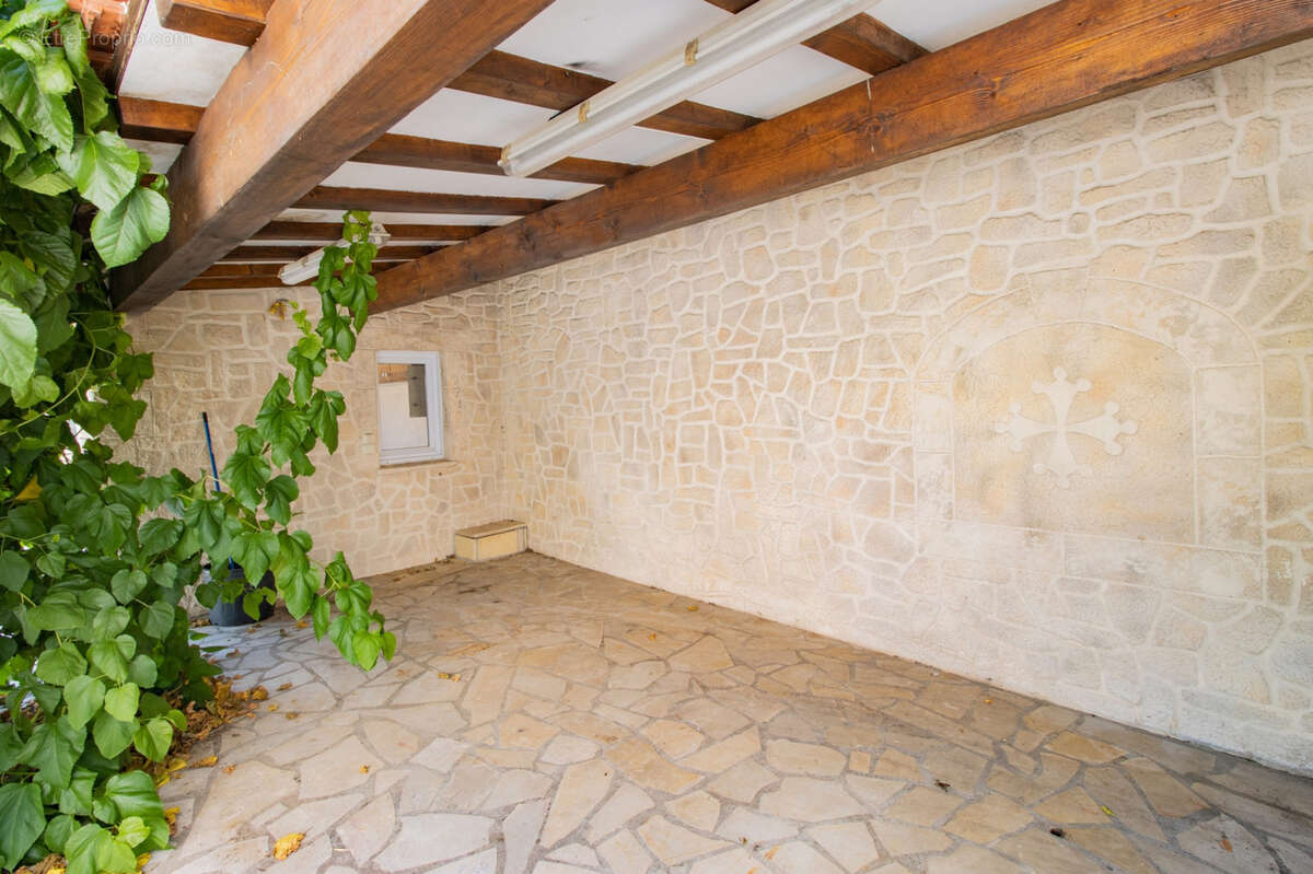 Maison à CLERMONT-L&#039;HERAULT