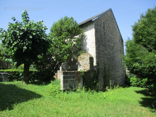 Maison à SAINT-YRIEIX-LA-PERCHE