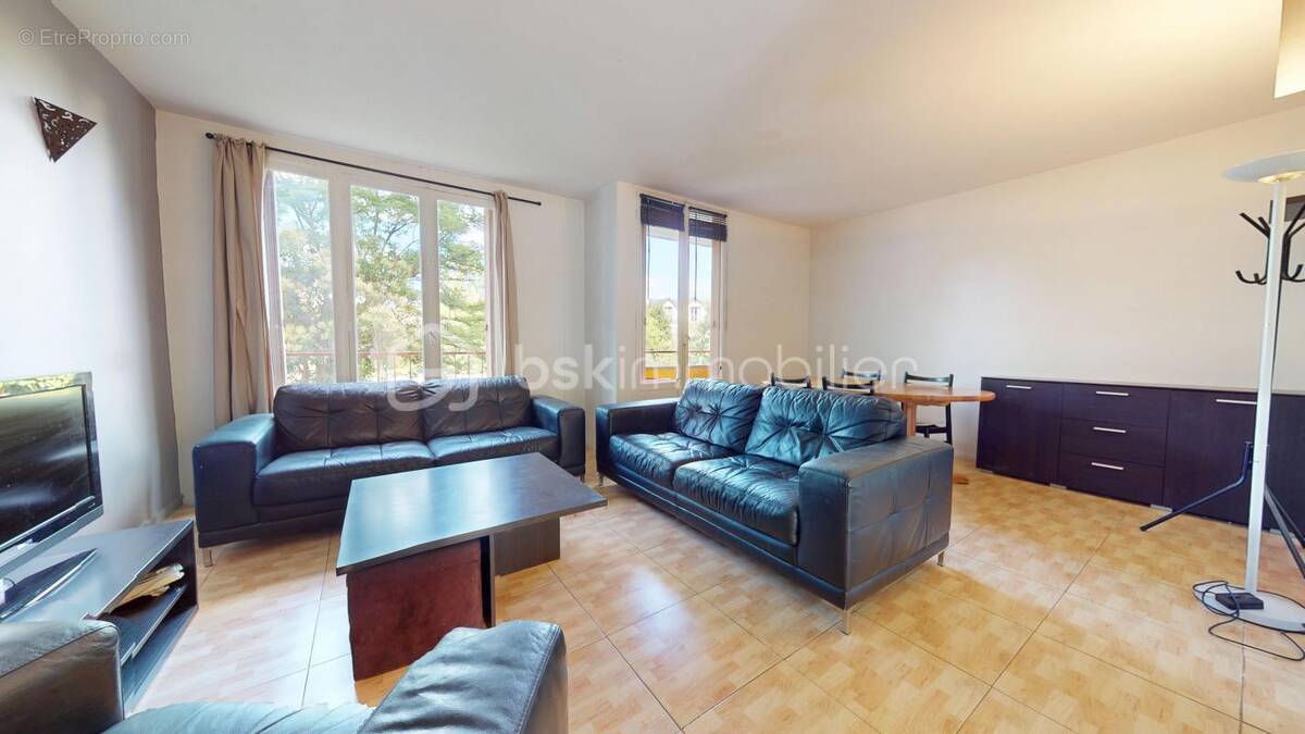 Appartement à VITRY-SUR-SEINE