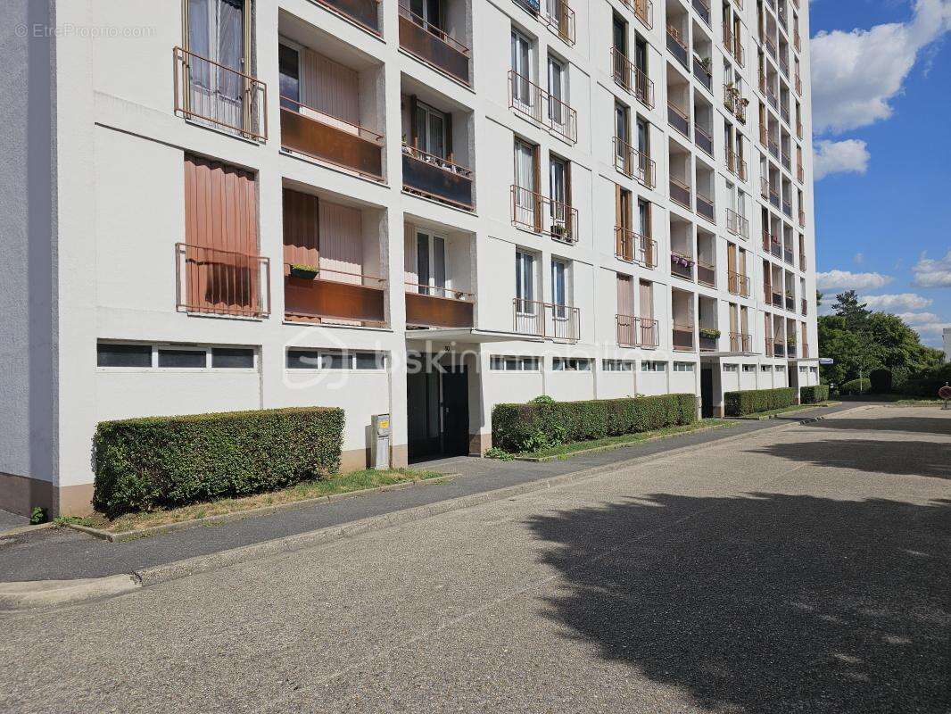 Appartement à VITRY-SUR-SEINE
