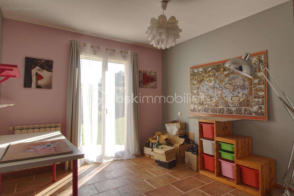 Maison à LA CALMETTE