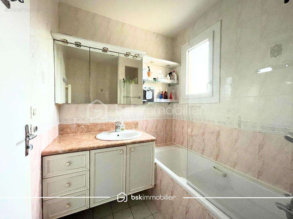 Maison à NOISY-LE-GRAND