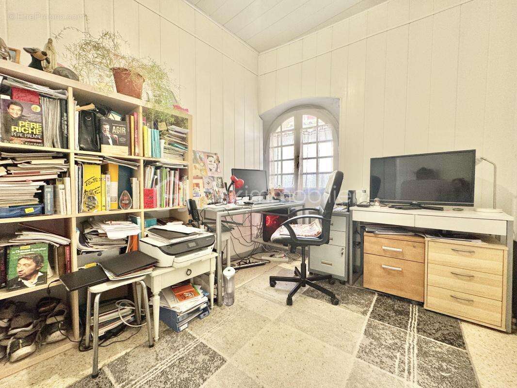 Maison à VILLENEUVE-LES-BEZIERS