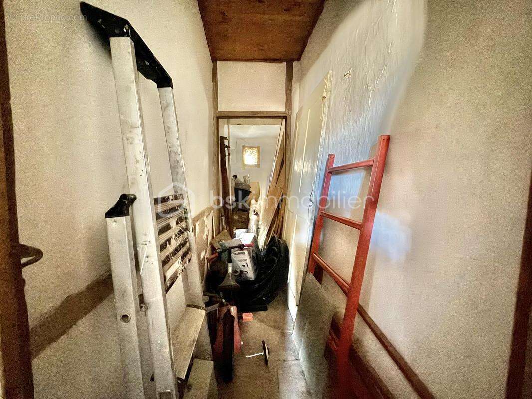 Maison à VILLENEUVE-LES-BEZIERS