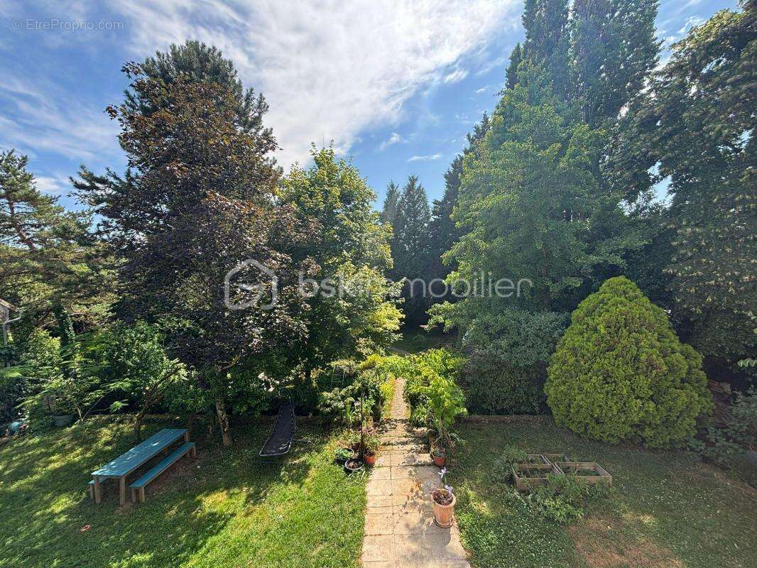 Maison à MAUPERTHUIS