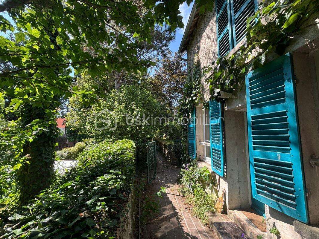 Maison à MAUPERTHUIS