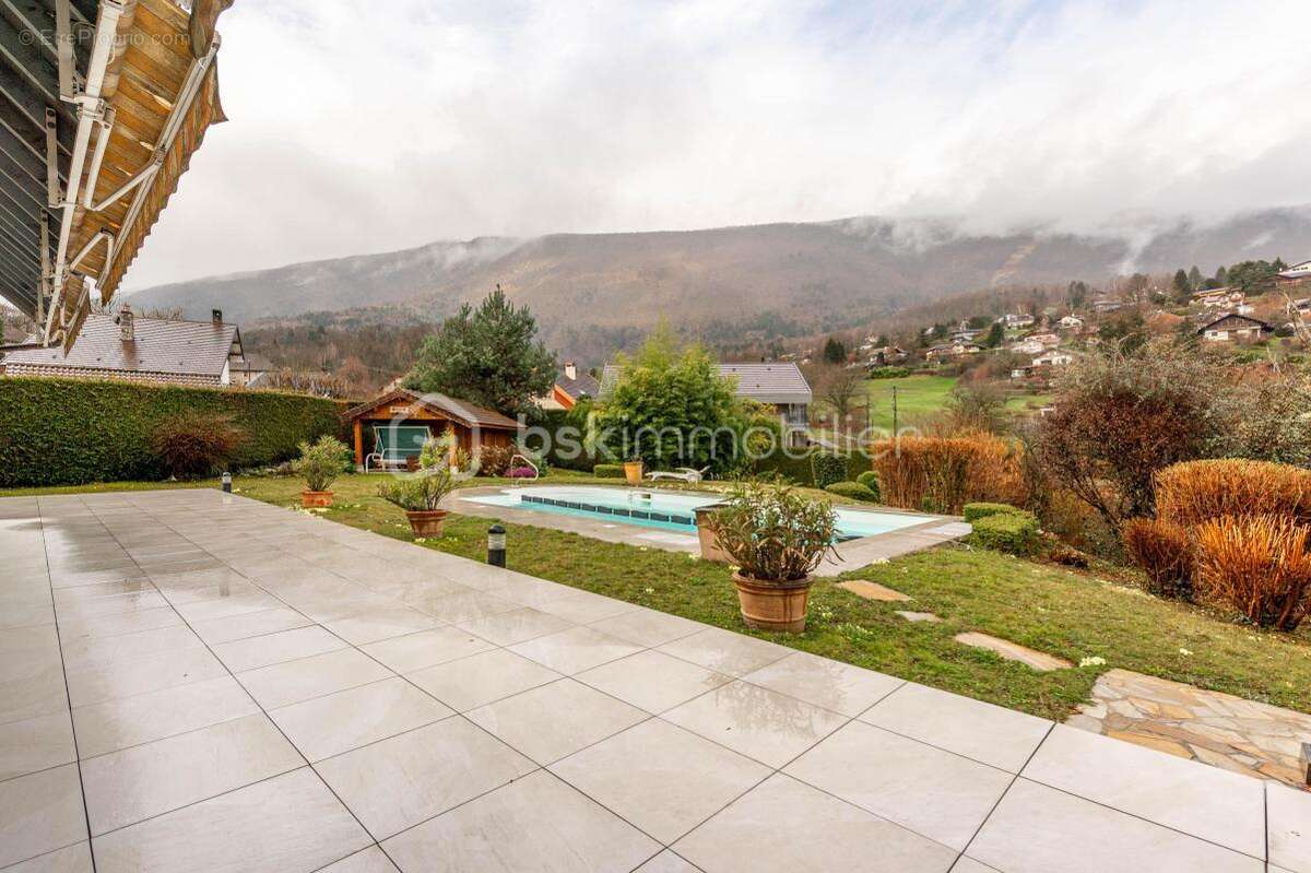 Maison à SAINT-JORIOZ