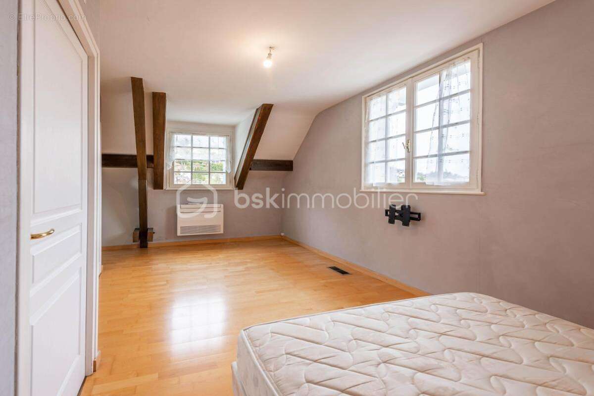 Maison à SAINT-JORIOZ