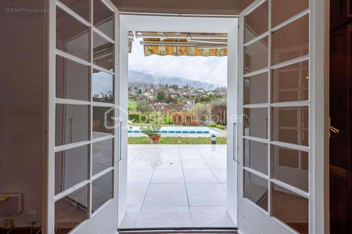 Maison à SAINT-JORIOZ