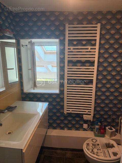 Maison à LAUNOIS-SUR-VENCE