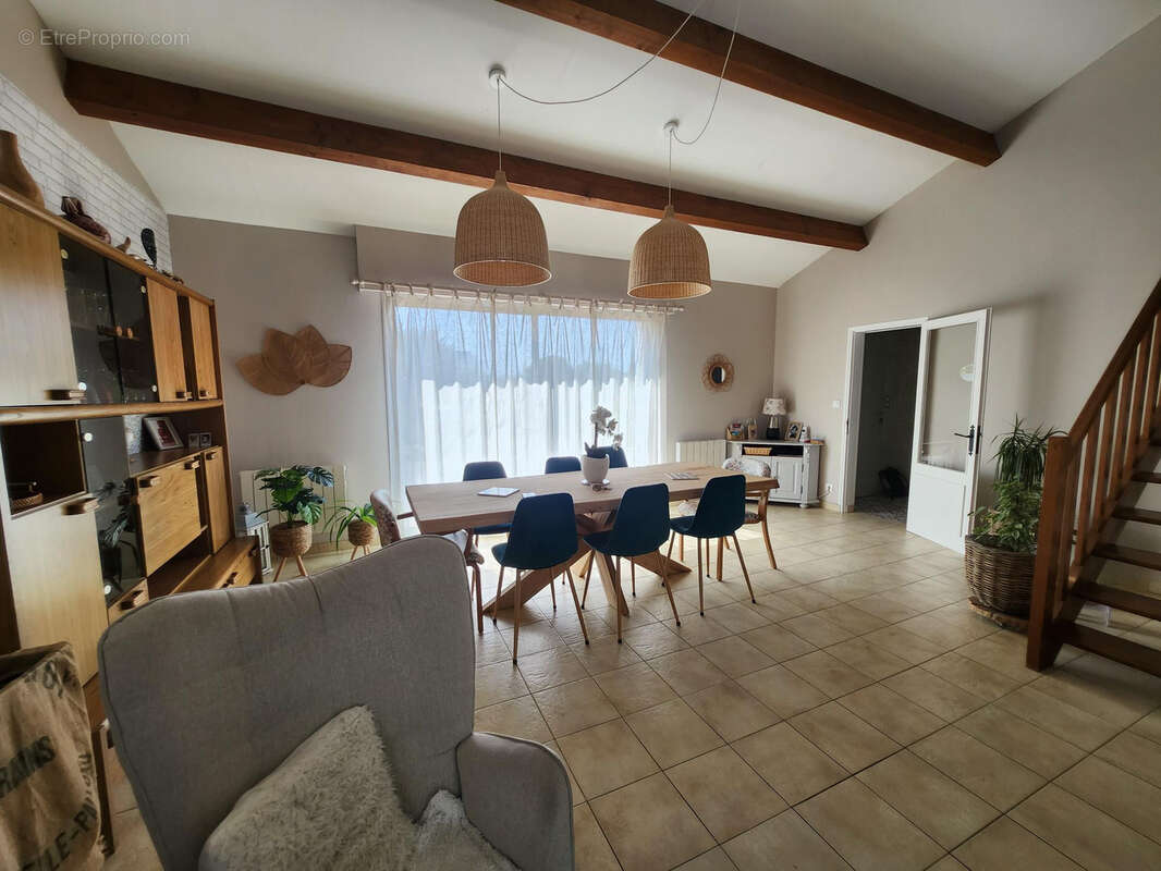 Maison à SAINT-HILAIRE-DE-RIEZ