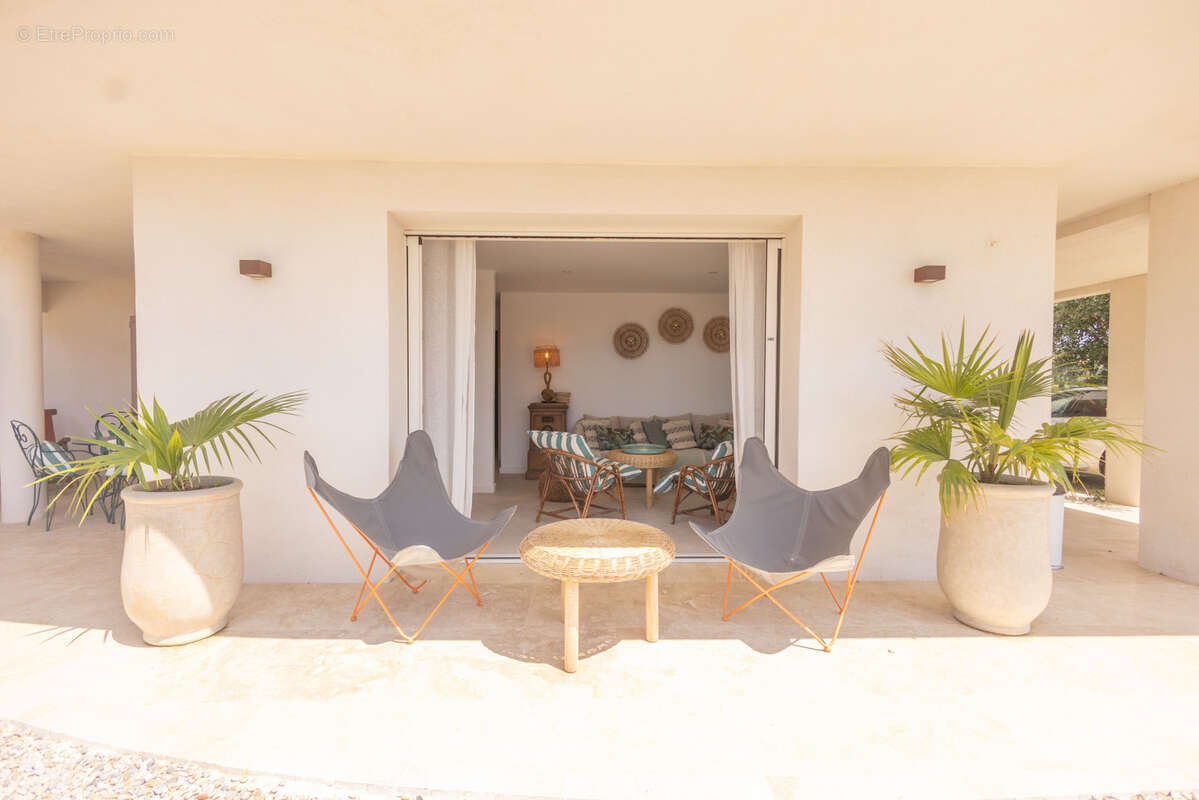 Maison à LA CROIX-VALMER