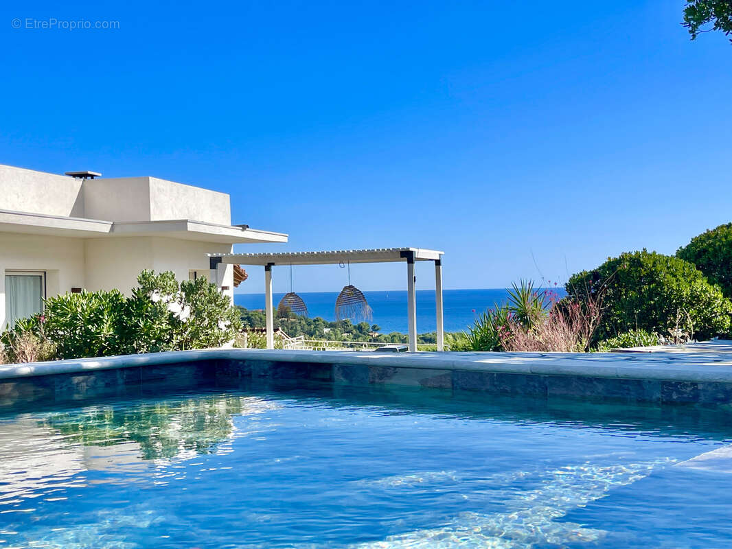 Maison à LA CROIX-VALMER