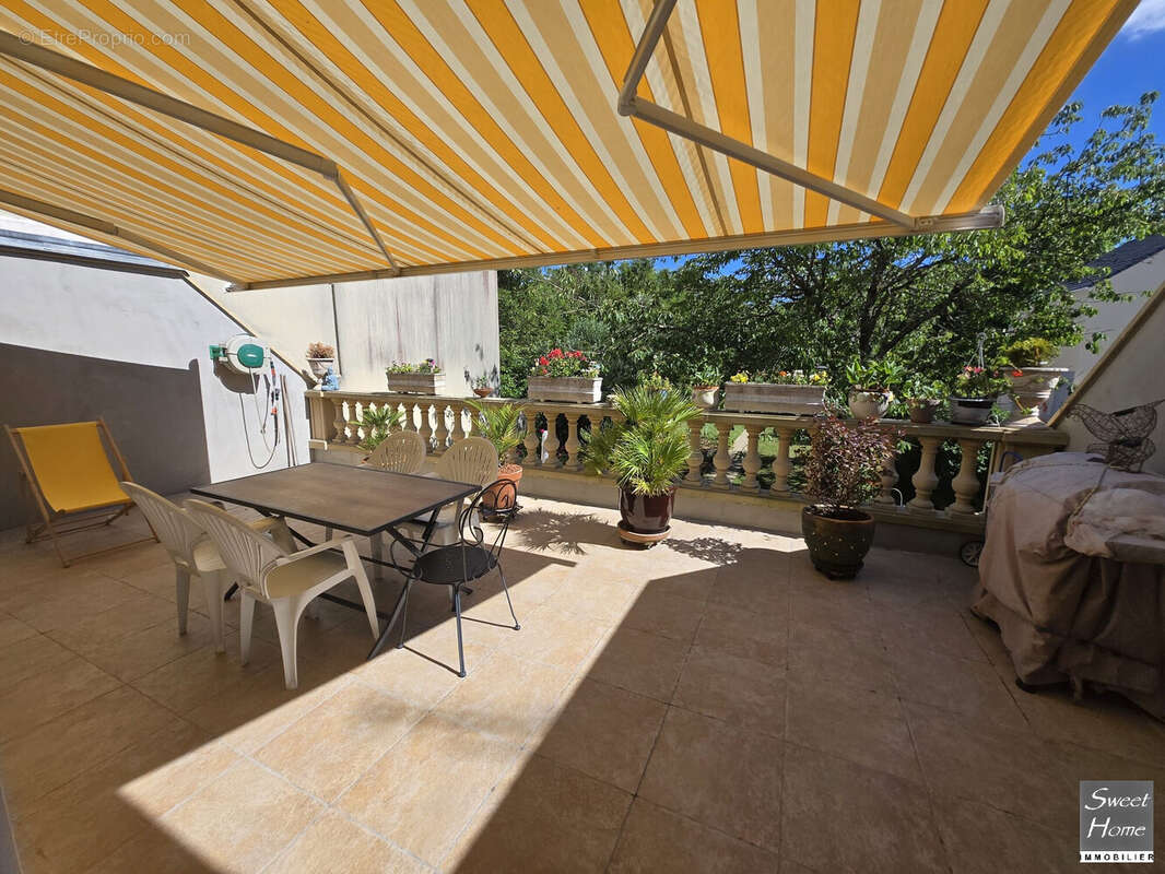 Maison à MAGNY-LES-HAMEAUX