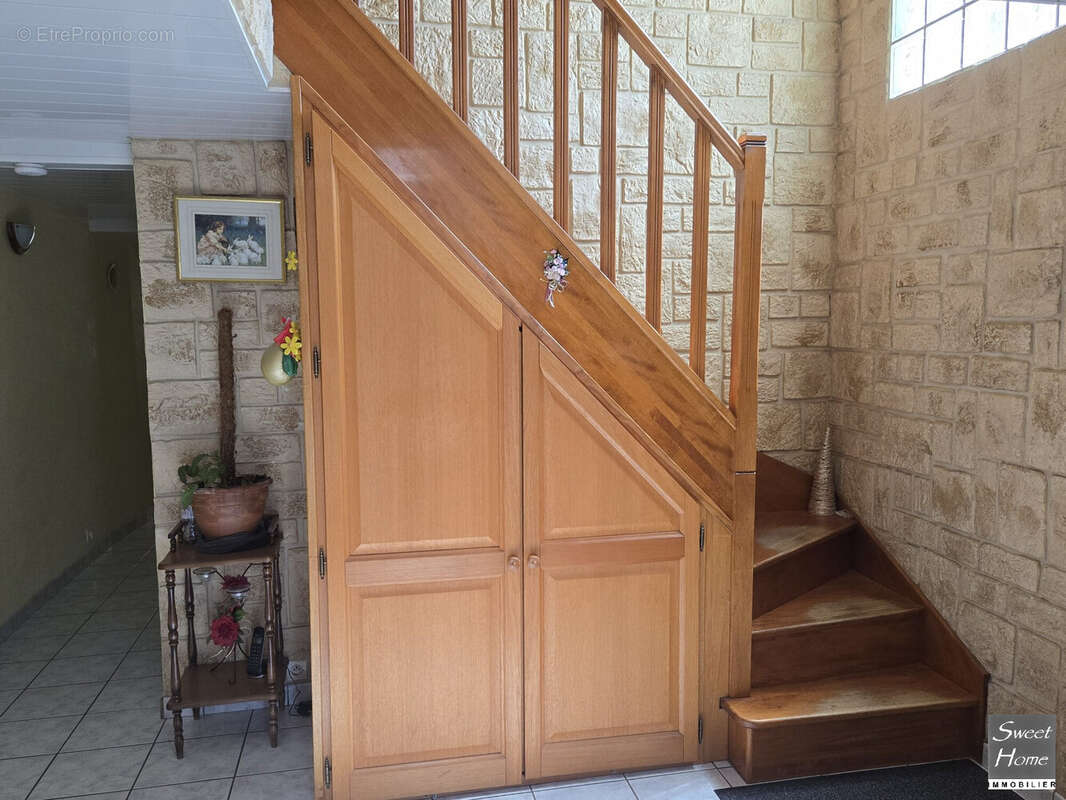 Maison à MAGNY-LES-HAMEAUX