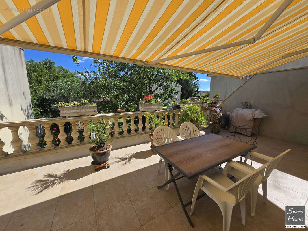 Maison à MAGNY-LES-HAMEAUX