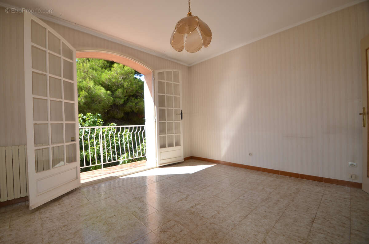 Appartement à LE PRADET