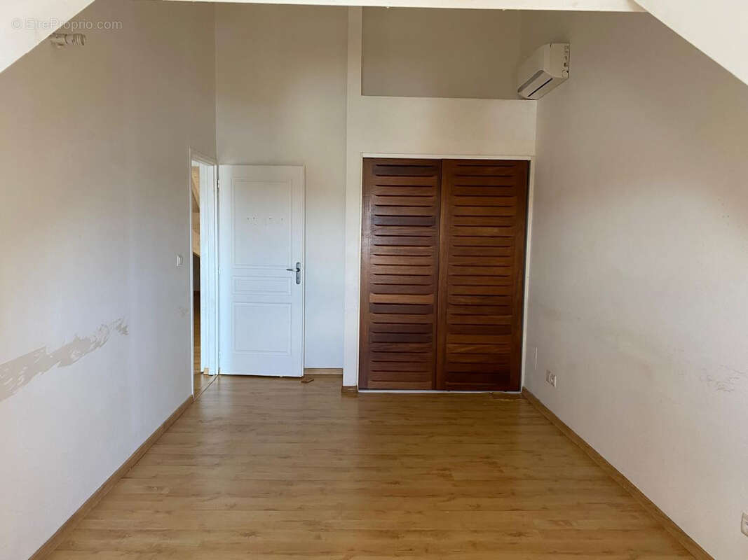 Appartement à PETIT-BOURG