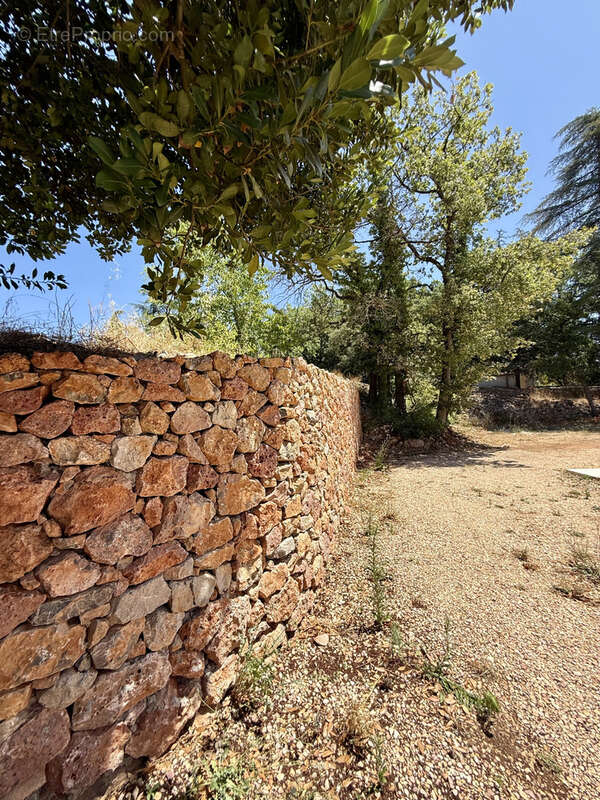 Maison à SAINT-MAXIMIN-LA-SAINTE-BAUME