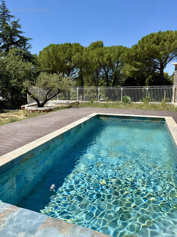 Maison à SAINT-MAXIMIN-LA-SAINTE-BAUME