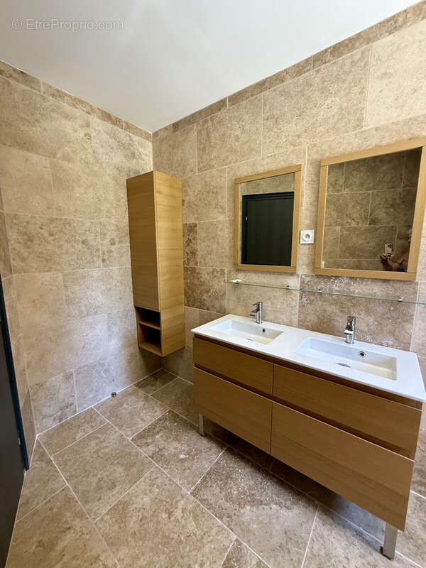 Maison à SAINT-MAXIMIN-LA-SAINTE-BAUME