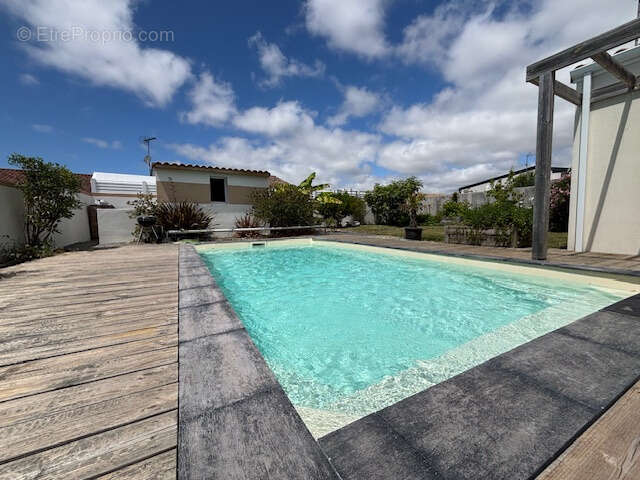 Maison à TALMONT-SAINT-HILAIRE