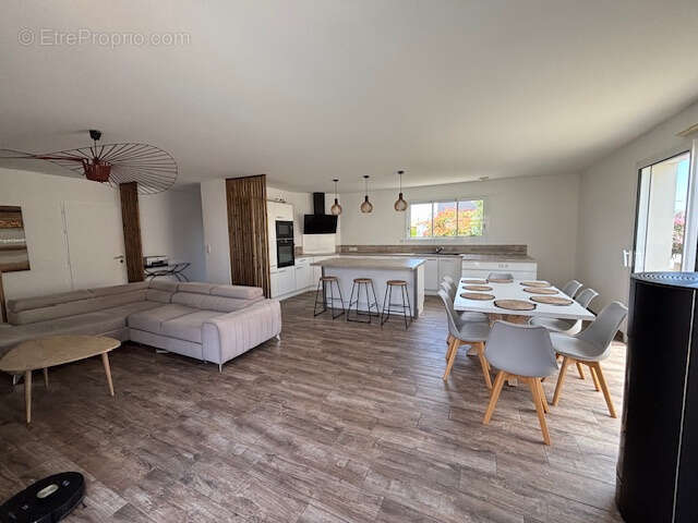 Maison à TALMONT-SAINT-HILAIRE