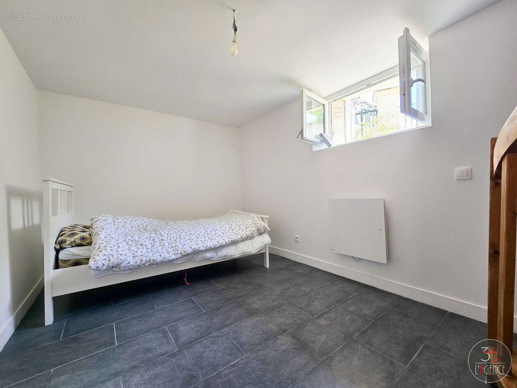 Appartement à FONTENAY-SOUS-BOIS