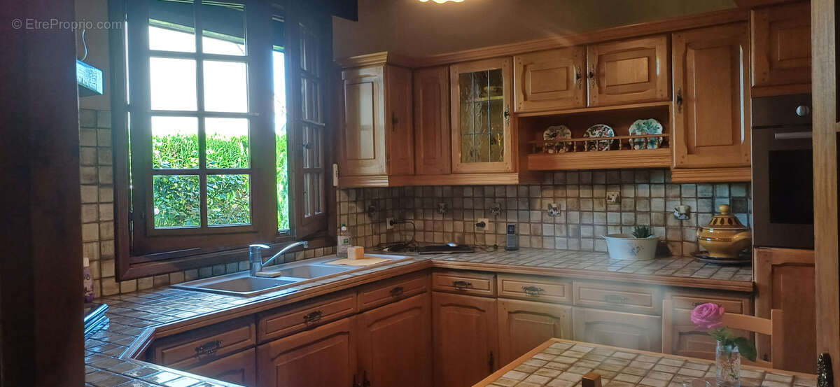 Maison à BONNIERES-SUR-SEINE