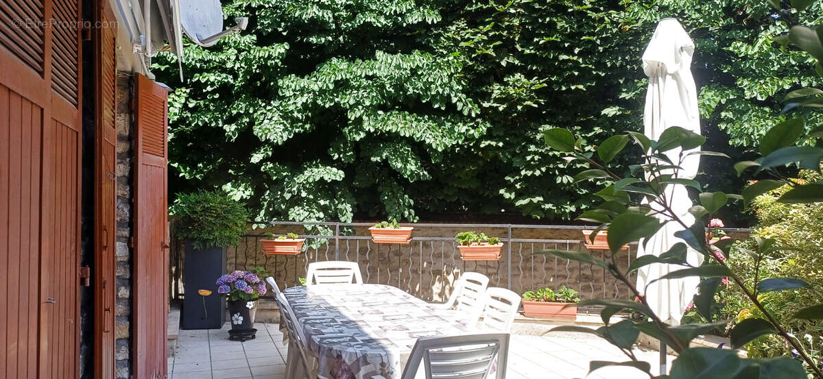 Maison à LA ROCHE-GUYON