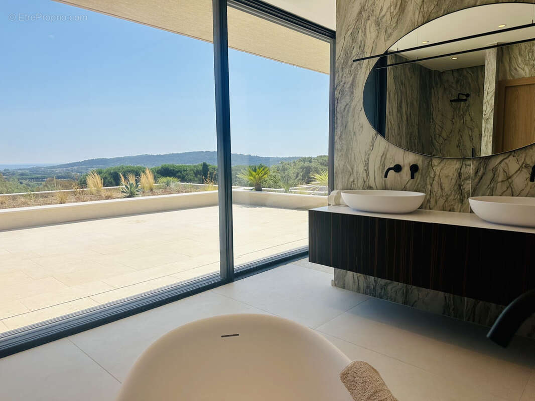 Maison à RAMATUELLE