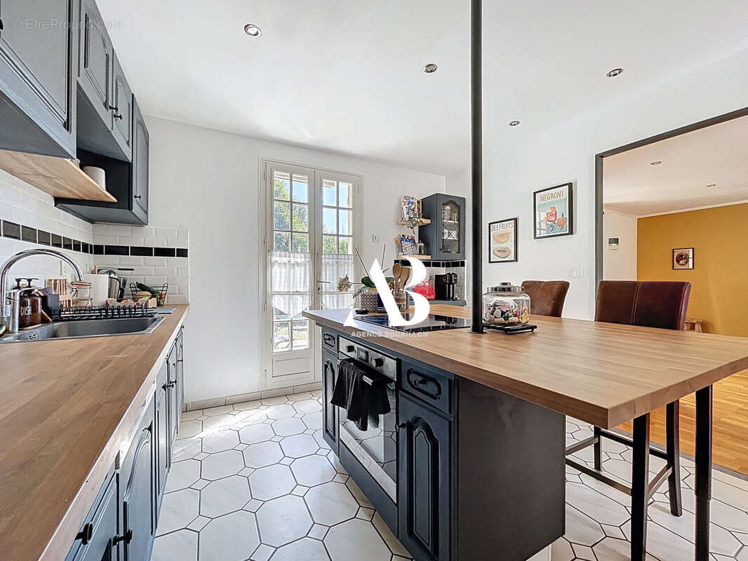 Maison à DONNEMARIE-DONTILLY