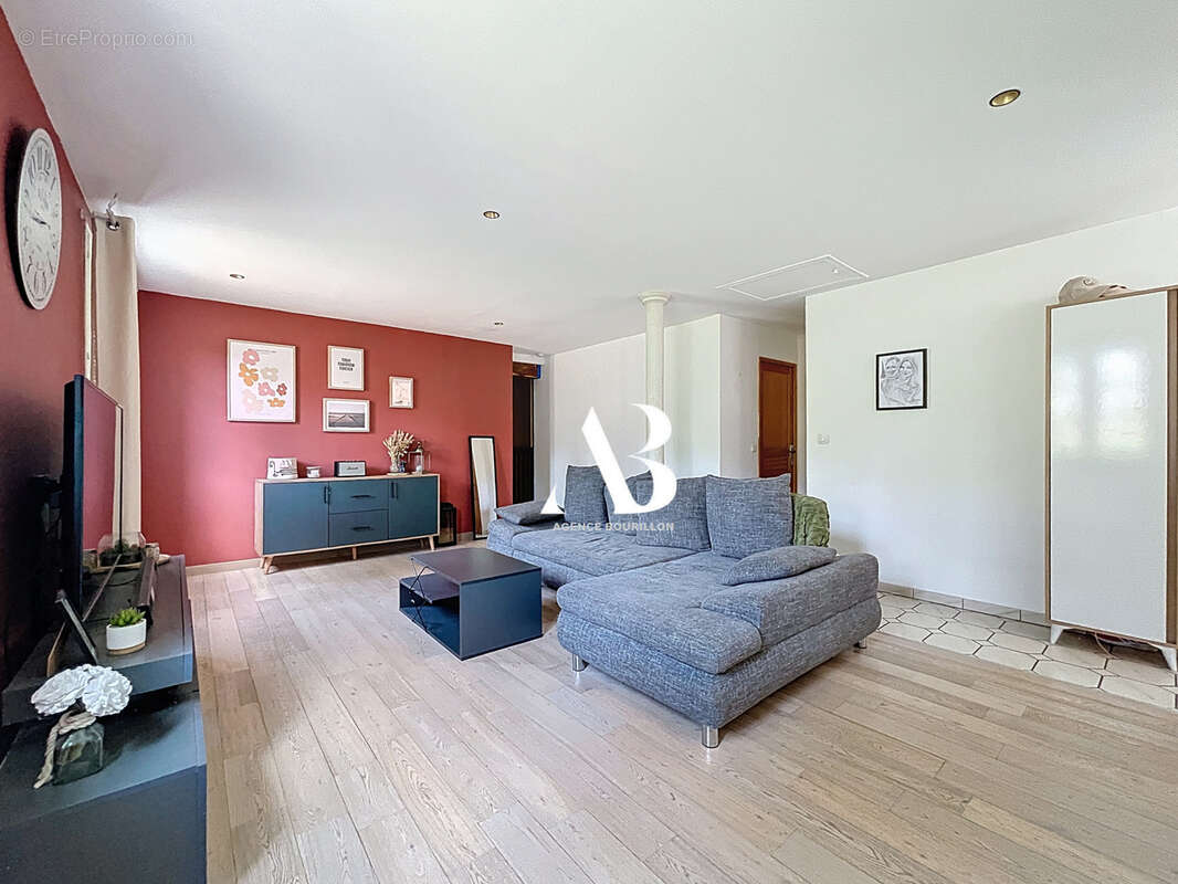 Maison à DONNEMARIE-DONTILLY