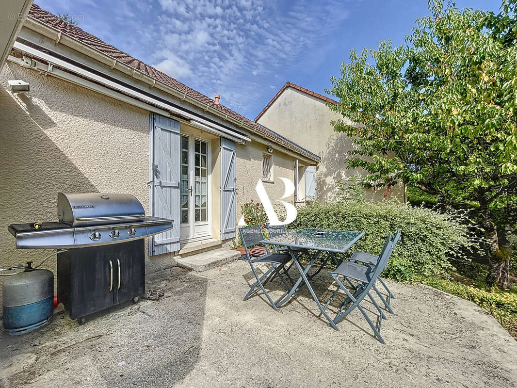 Maison à DONNEMARIE-DONTILLY