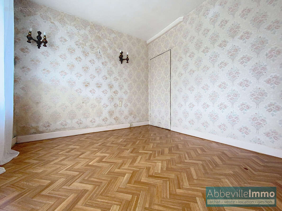 Maison à CRECY-EN-PONTHIEU