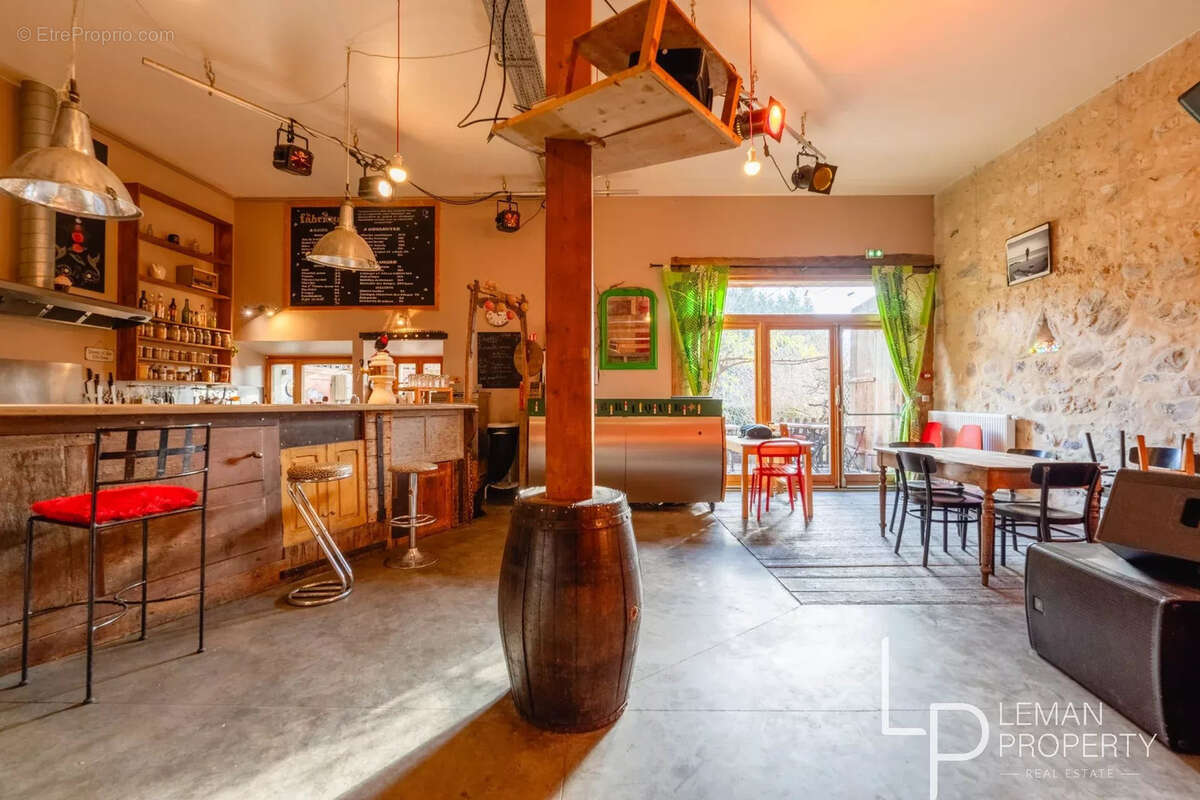 Maison à LESCHERAINES