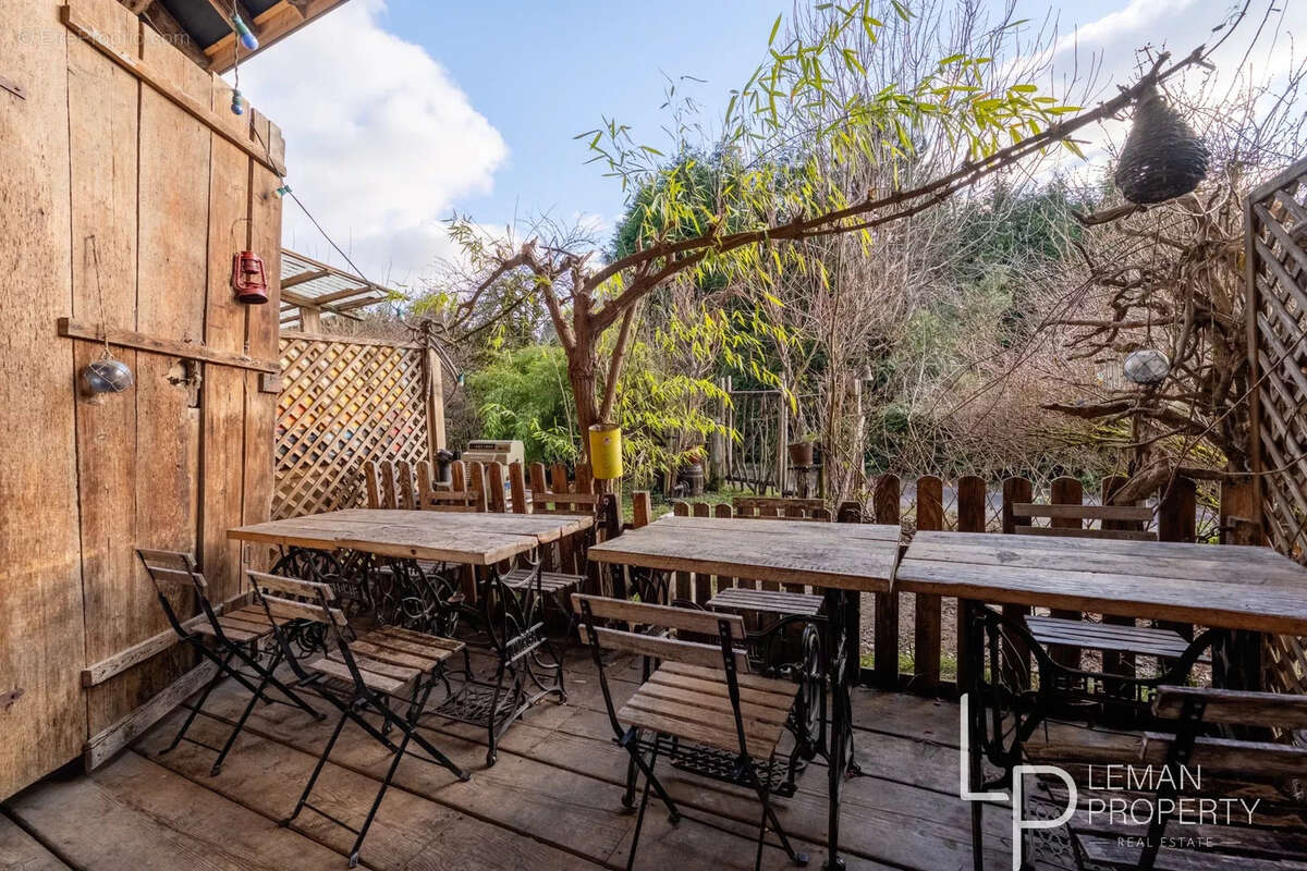 Maison à LESCHERAINES