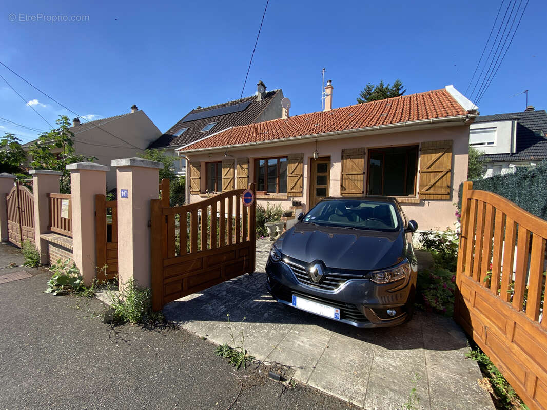 Maison à PARAY-VIEILLE-POSTE