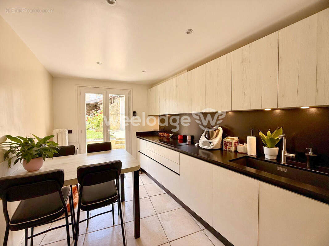 Maison à CONDECOURT